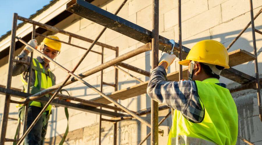 Expert flood damage restoration services in Forest City, IL